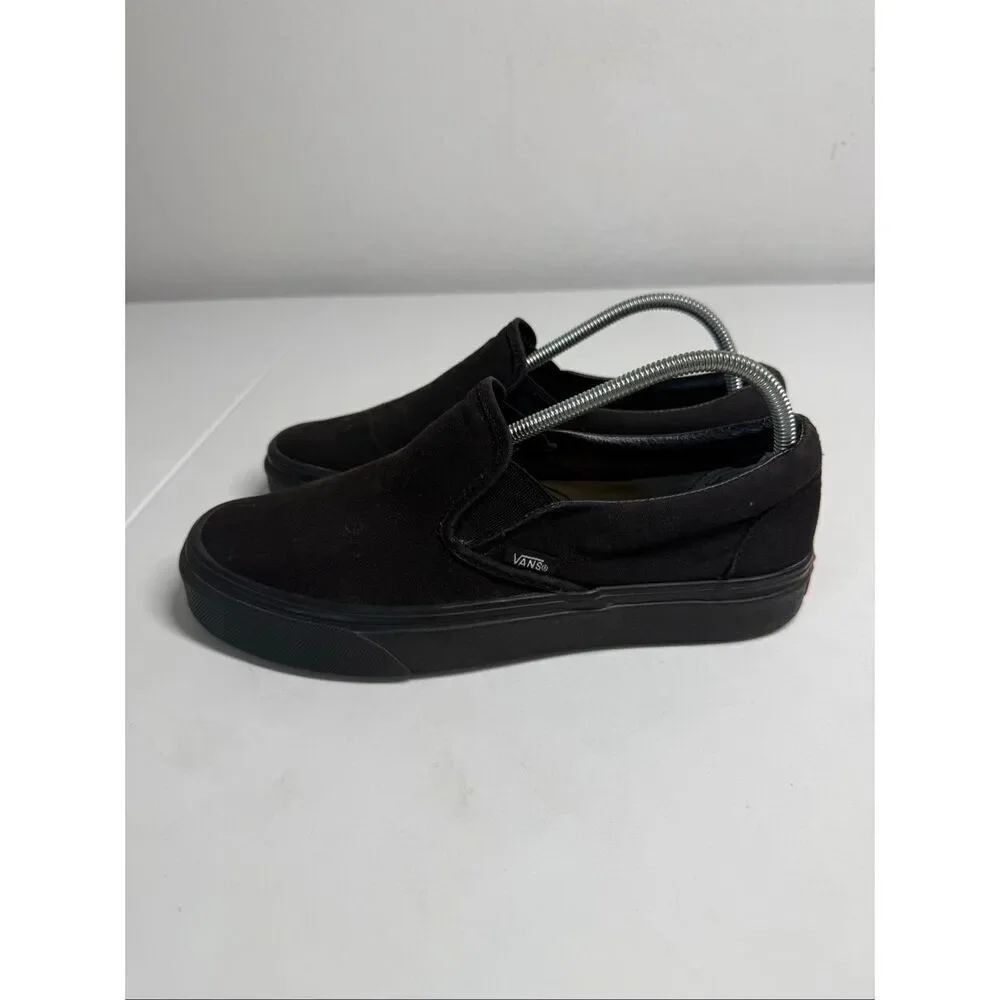 VANS Classic Slip-On Black/ Black Shoes Classic Canvas Women’s Size 8,5 Sneakers